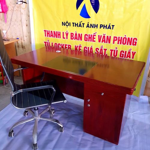 thanh-ly-ban-giam-đoc-m14-moi