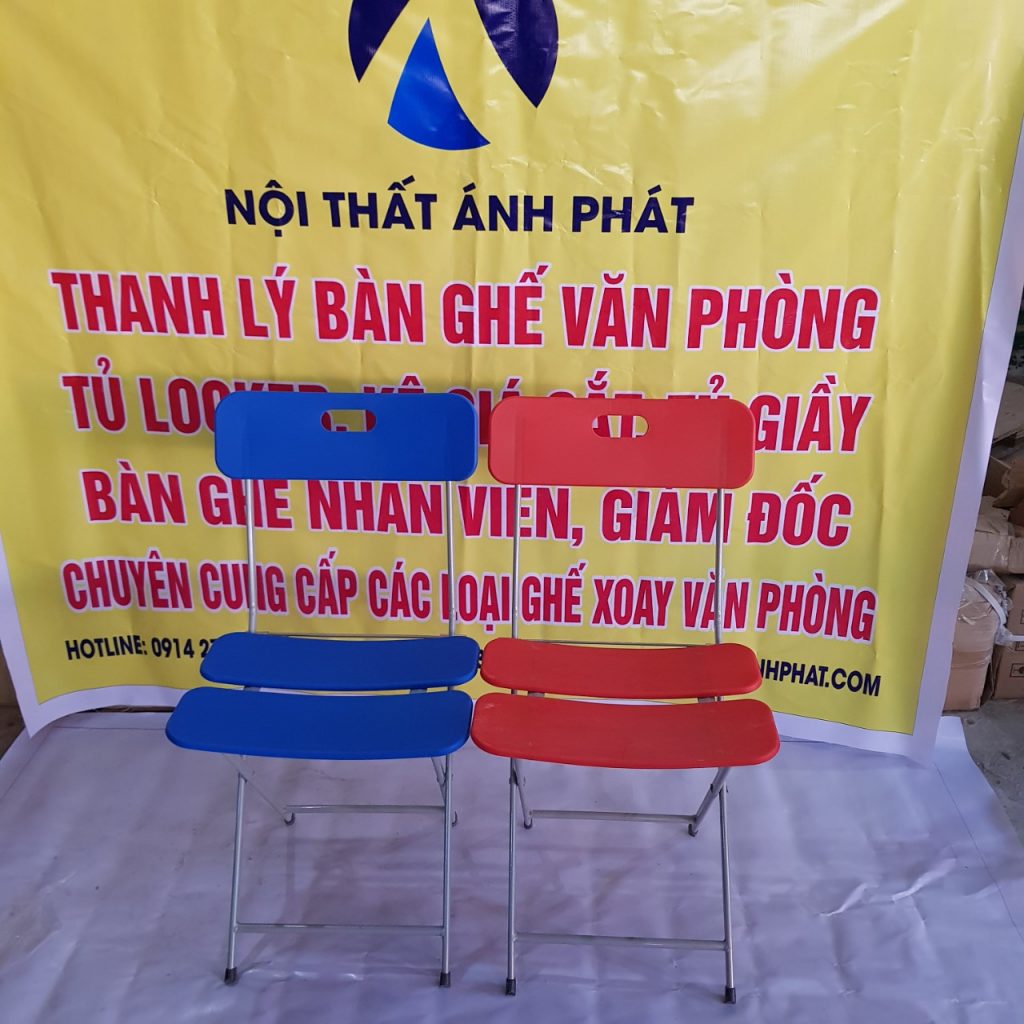 thanh-ly-ghe-gap-nhua-3 la