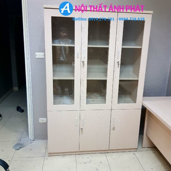 Thanh lý tủ tài liệu 3 cánh kính gỗ 1m2x1m8