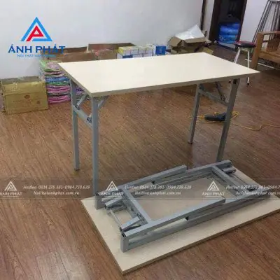 BÀN CHÂN SẮT 1M2 GẤP MỚI