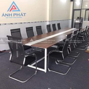 Địa chỉ cung cấp bàn ghế phòng họp cũ chất lượng tại Hà Nội