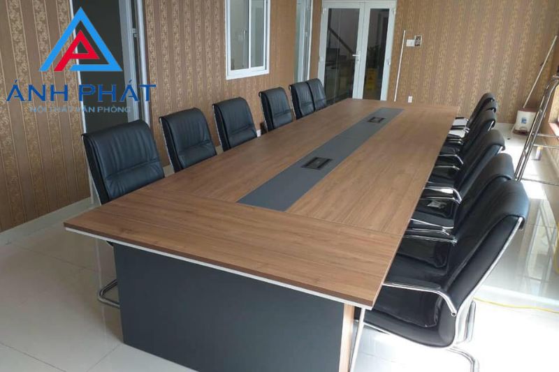 Bộ bàn ghế phòng họp tại Hà Nội từ 8-20 người