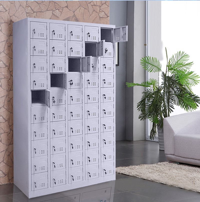 Tủ locker tiện lợi và dễ sử dụng 